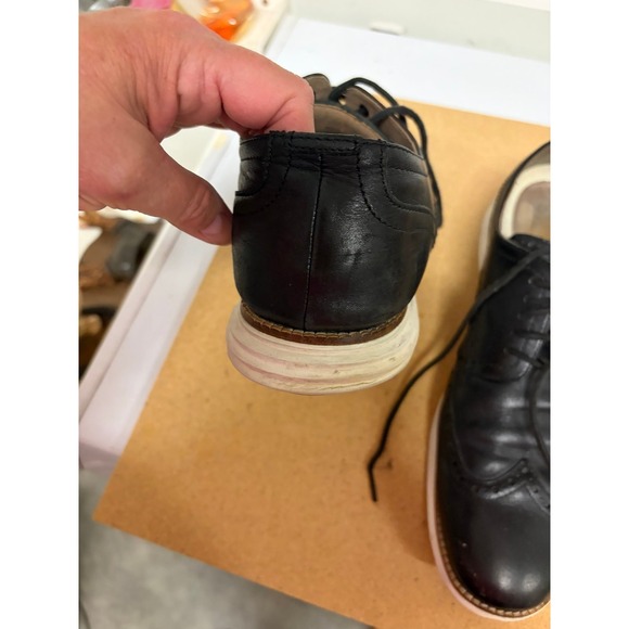 Cole Haan Men\'s Grand Shortwing Lace Up Shoes - Black/White Size 11M Pre-owned main image 4